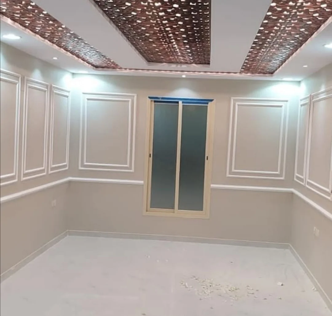 معلم دهانات وديكورات 0537206108- تركيب ديكور شيبورد -في الرياض
